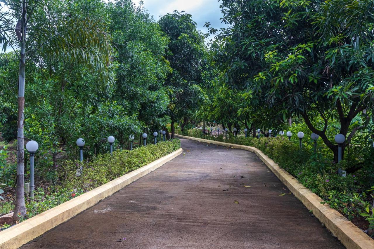 Saffronstays Odyssey, Karjat - 10 Acres Pet-Friendly Estate With Swimming Pool Chinchavli Luaran gambar
